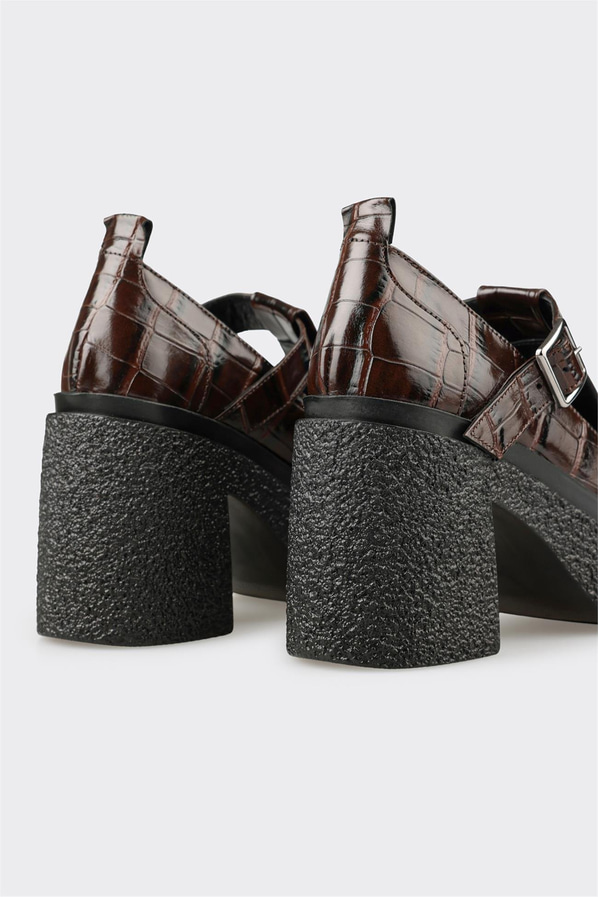 Kahve Deri Kadın Topuklu Ayakkabı