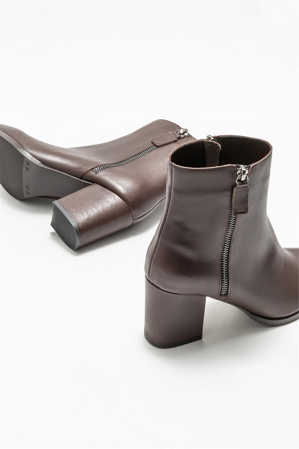 Kahve deri topuklu kadın bot - Elle Shoes