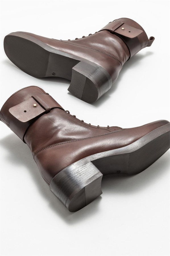 Kahve deri topuklu kadın bot - Elle Shoes