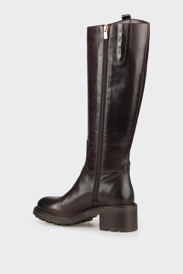 Kahve Deri Kadın Topuklu Çizme