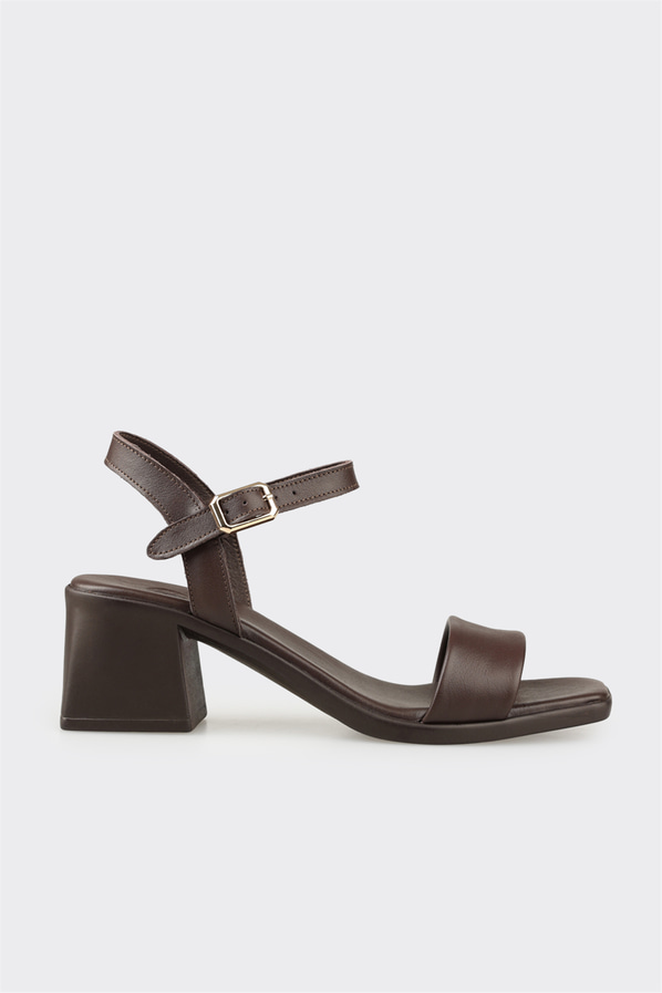 Kahve deri topuklu kadın sandalet - Elle Shoes