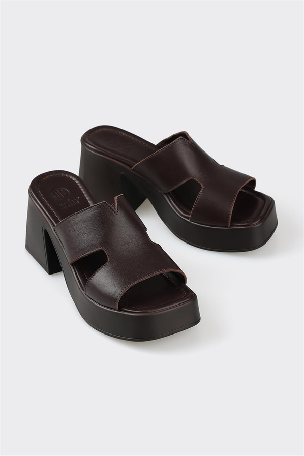Kahve deri topuklu kadın terlik - Elle Shoes
