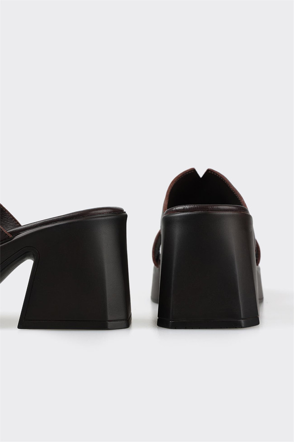 Kahve deri topuklu kadın terlik - Elle Shoes