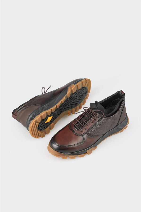 Kahve deri erkek günlük ayakkabı, günlük kullanım için - Elle Shoes