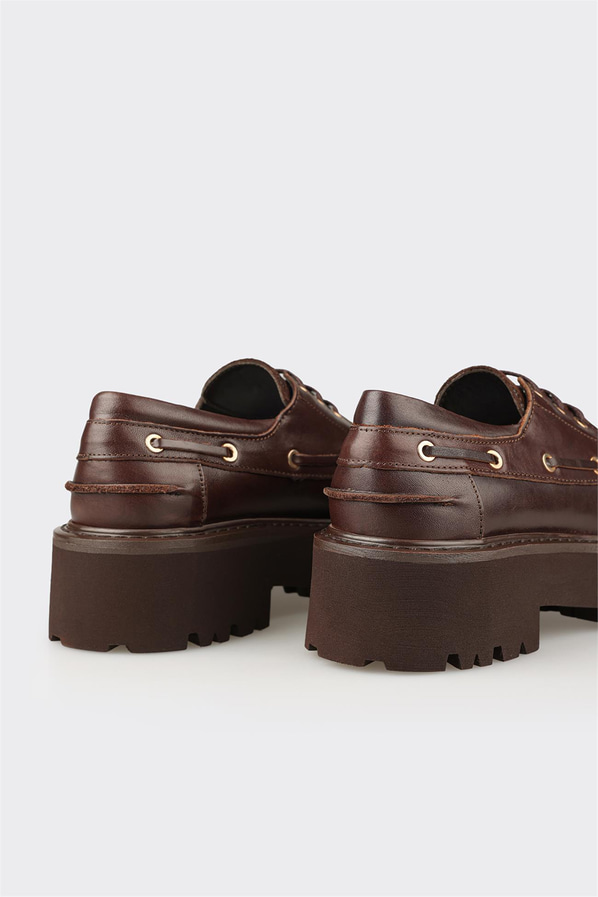 Kahve deri yumuşak dokulu kadın günlük ayakkabı, ofis stili için - Elle Shoes