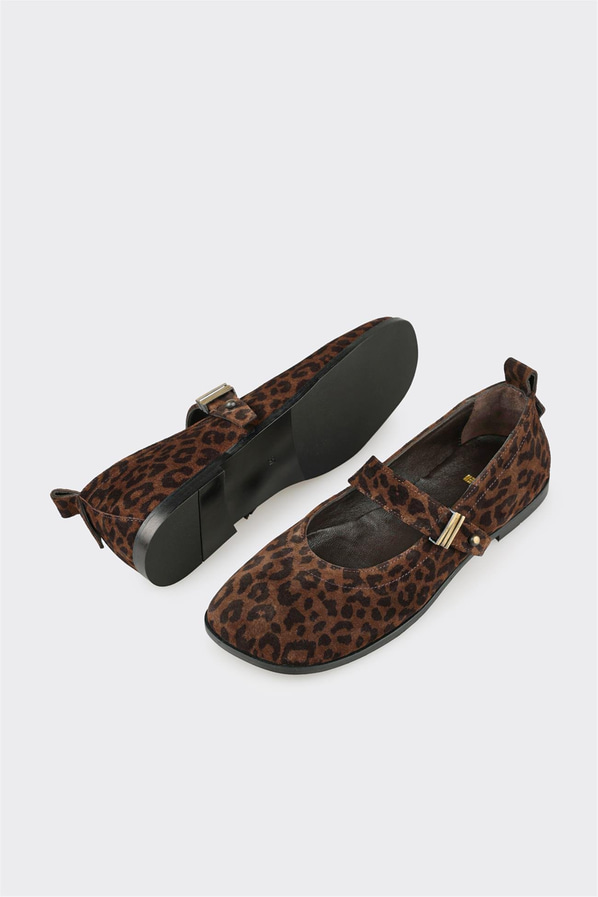 Kahve Hayvan Desenli Deri Kadın Günlük Ayakkabı
