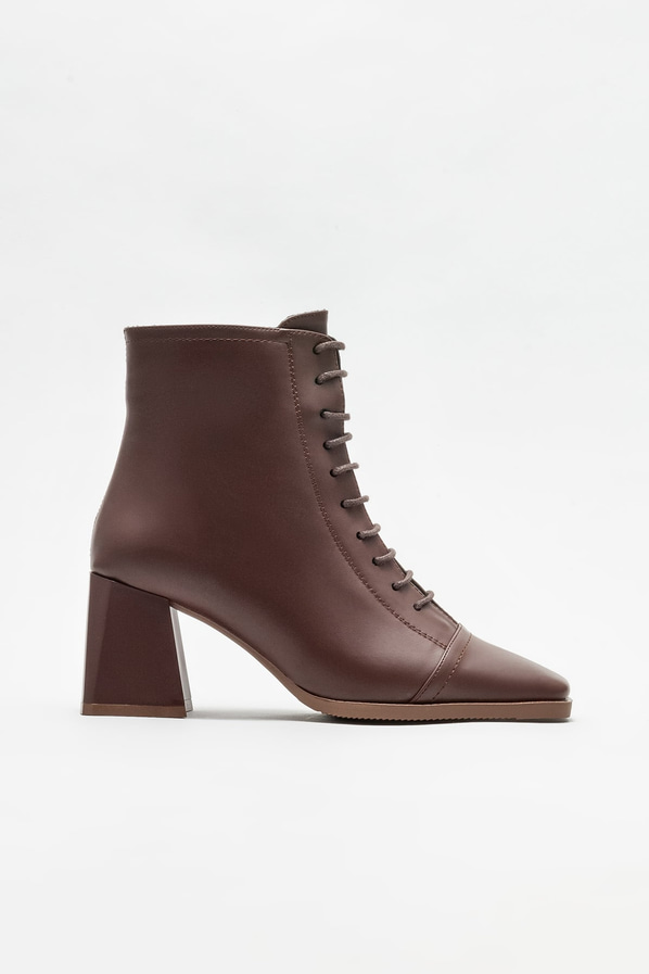 Kahve kadın klasik bot - Elle Shoes