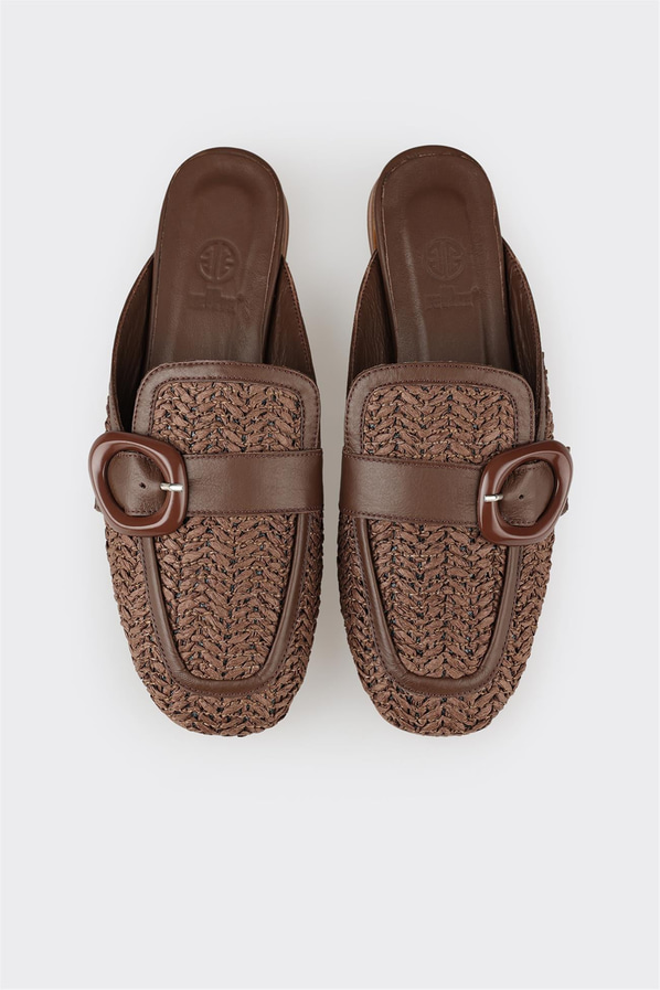 Kahve kadın terlik, ofis stili için - Elle Shoes