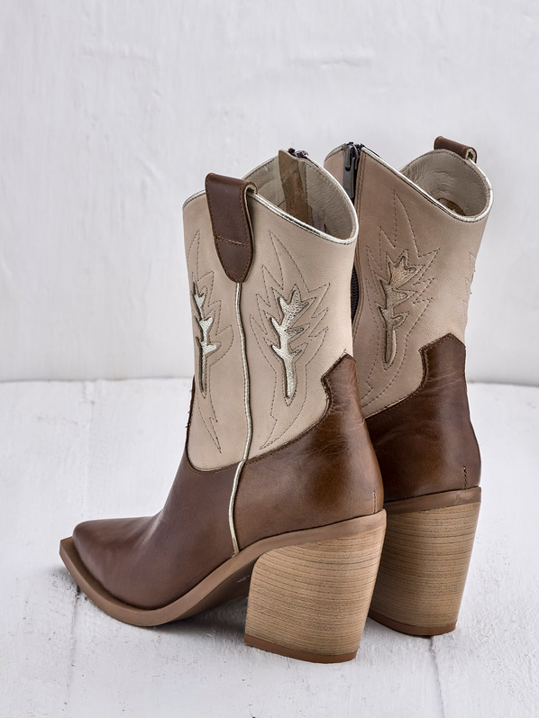 KASSY BAYAN BOT TABA / BEJ