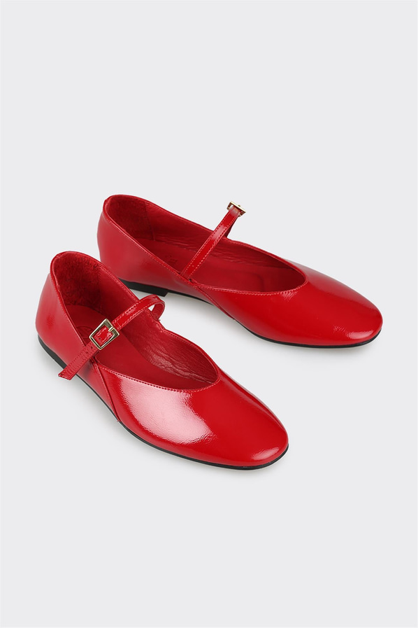 Kırmızı deri kadın babet - Elle Shoes