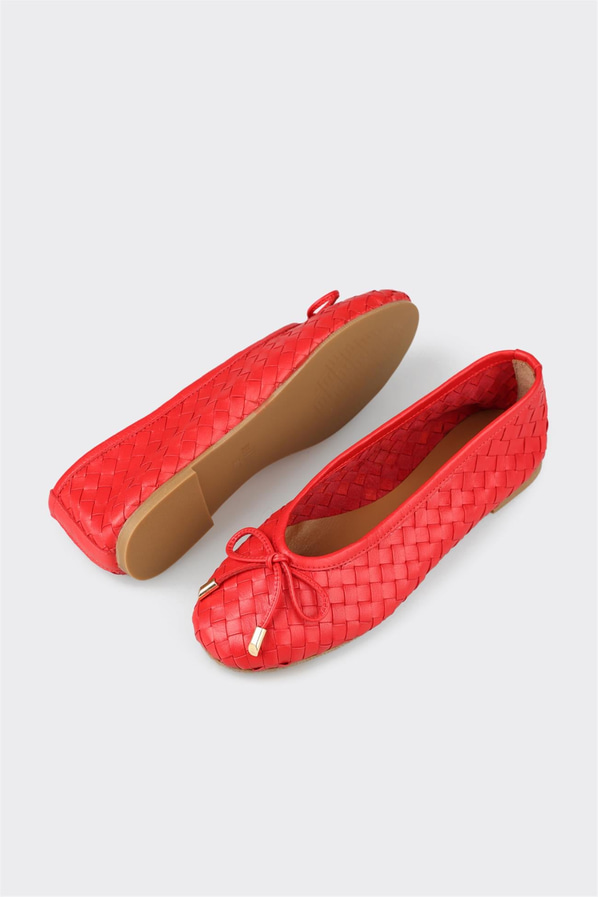 Kırmızı deri kadın babet, günlük kullanım için - Elle Shoes