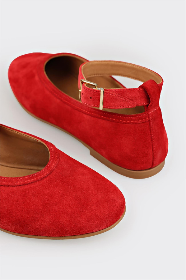 Kırmızı deri kadın babet, günlük kullanım için - Elle Shoes