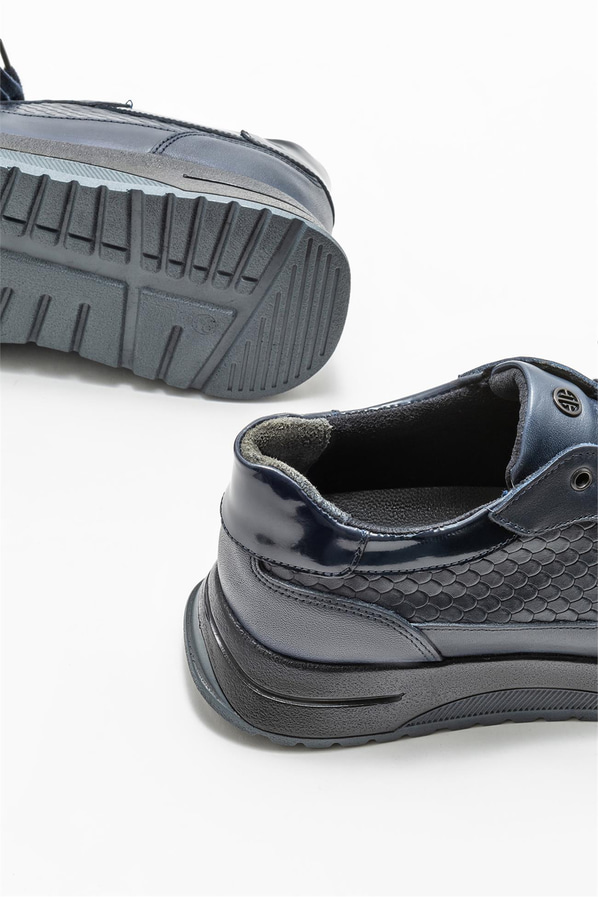 Lacivert deri erkek günlük ayakkabı, günlük kullanım için - Elle Shoes