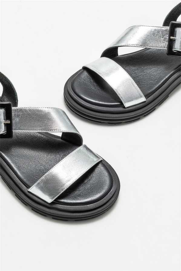 Lame deri kadın sandalet - Elle Shoes