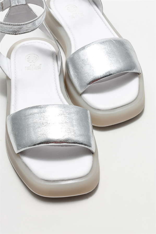 Lame kadın sandalet - Elle Shoes