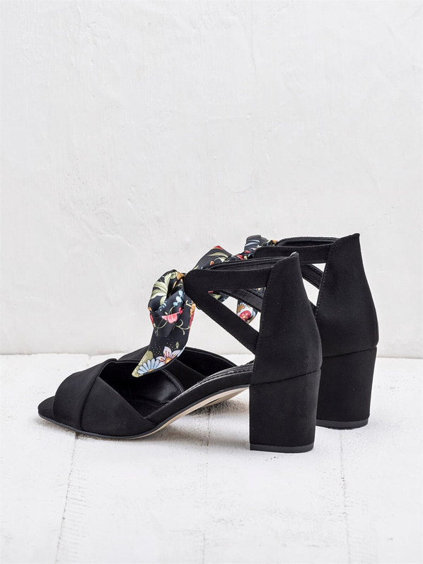 Siyah kalın topuklu kadın sandalet - Elle Shoes