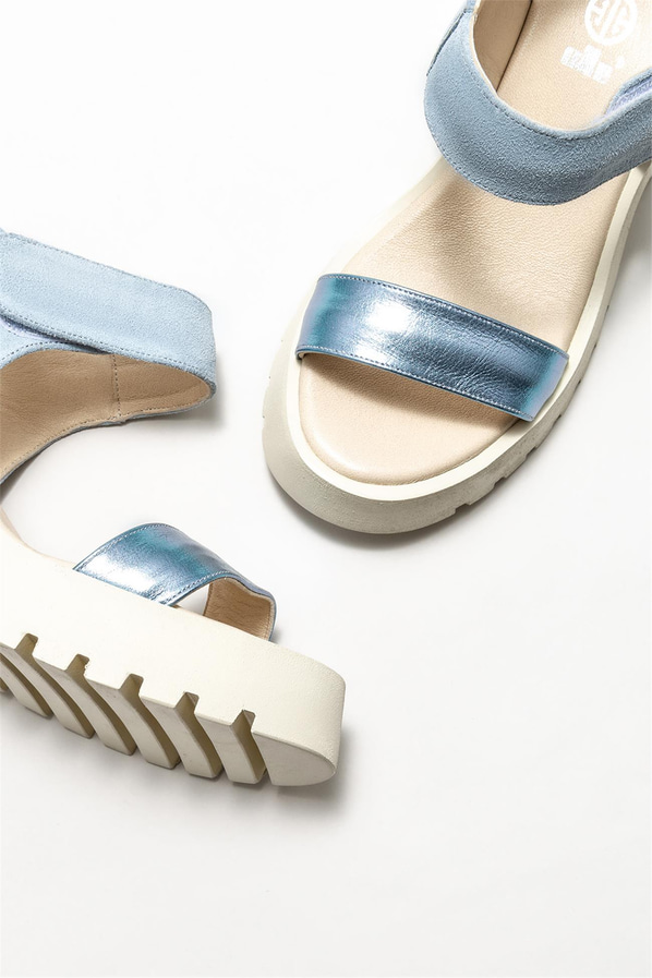 Mavi deri dolgu topuklu kadın sandalet - Elle Shoes