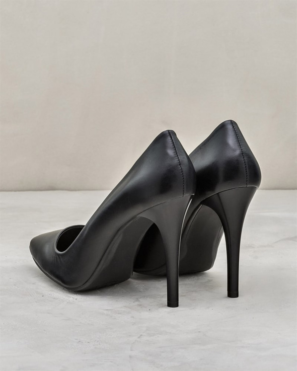 Siyah deri kadın stiletto - Elle Shoes