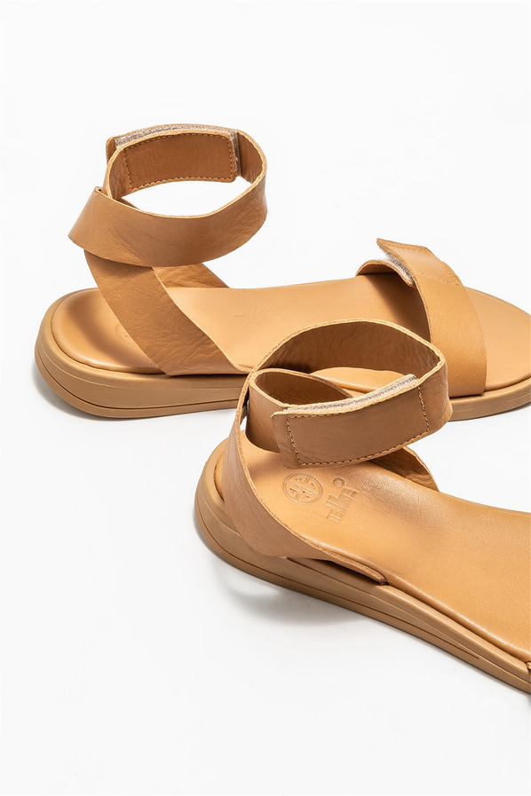 Naturel deri düz kadın sandalet - Elle Shoes