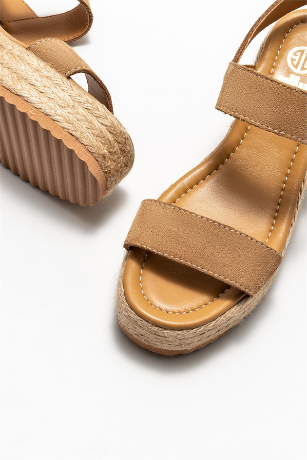 Naturel deri kadın espadril, rahat kullanım için - Elle Shoes
