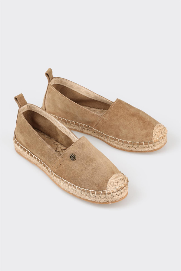 Naturel deri kadın espadril, rahat kullanım için - Elle Shoes