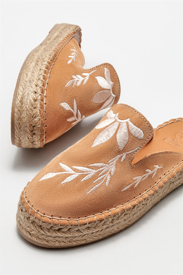 Naturel deri kadın düz terlik - Elle Shoes