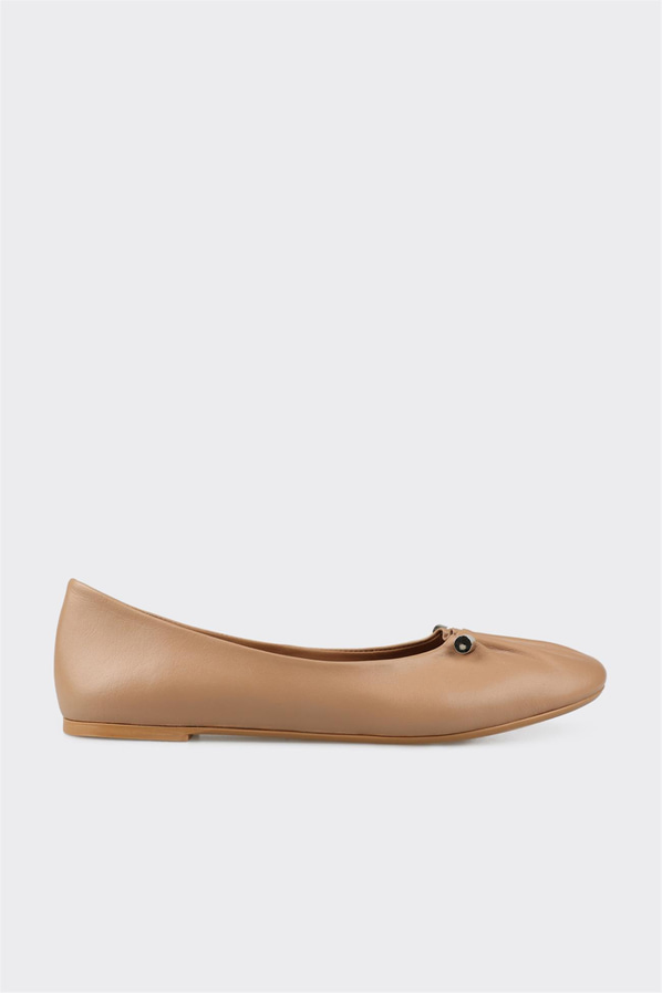 Naturel deri kadın babet, günlük kullanım için - Elle Shoes