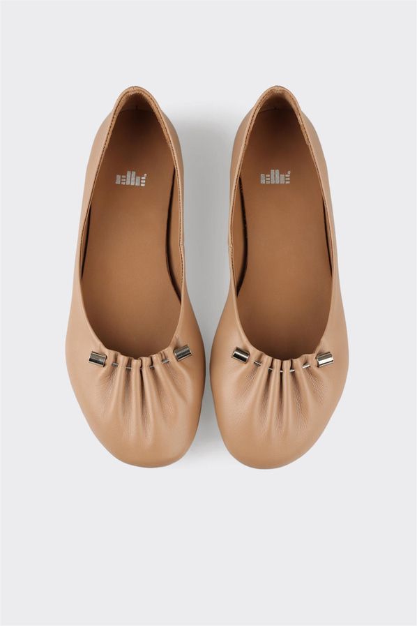 Naturel deri kadın babet, günlük kullanım için - Elle Shoes