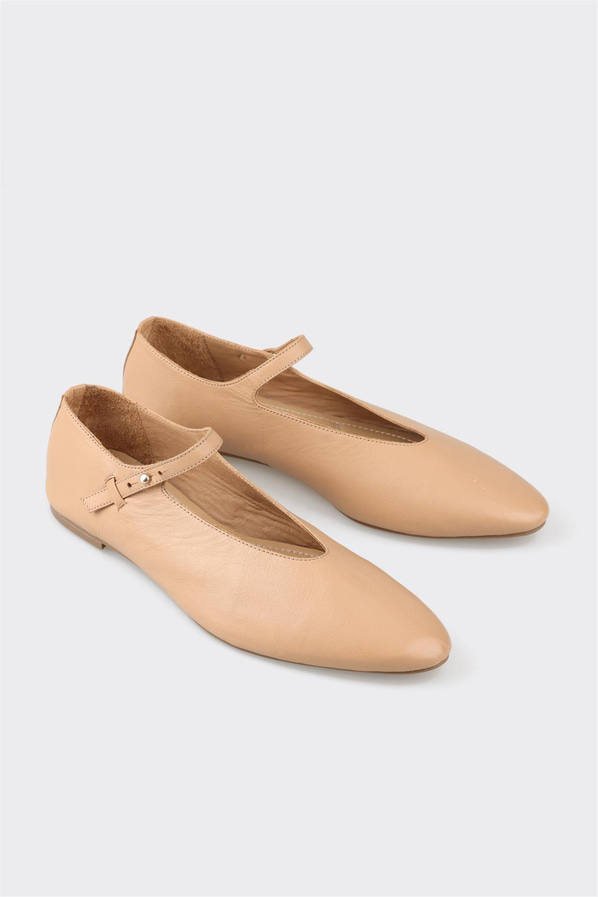 Naturel deri kadın babet, günlük kullanım için - Elle Shoes