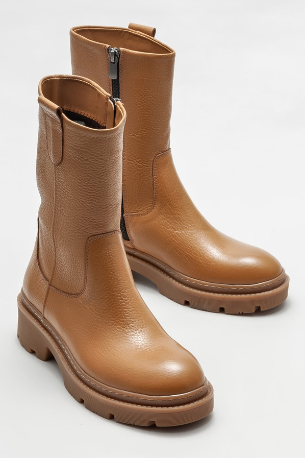 Naturel deri düz kadın bot, günlük kullanım için - Elle Shoes