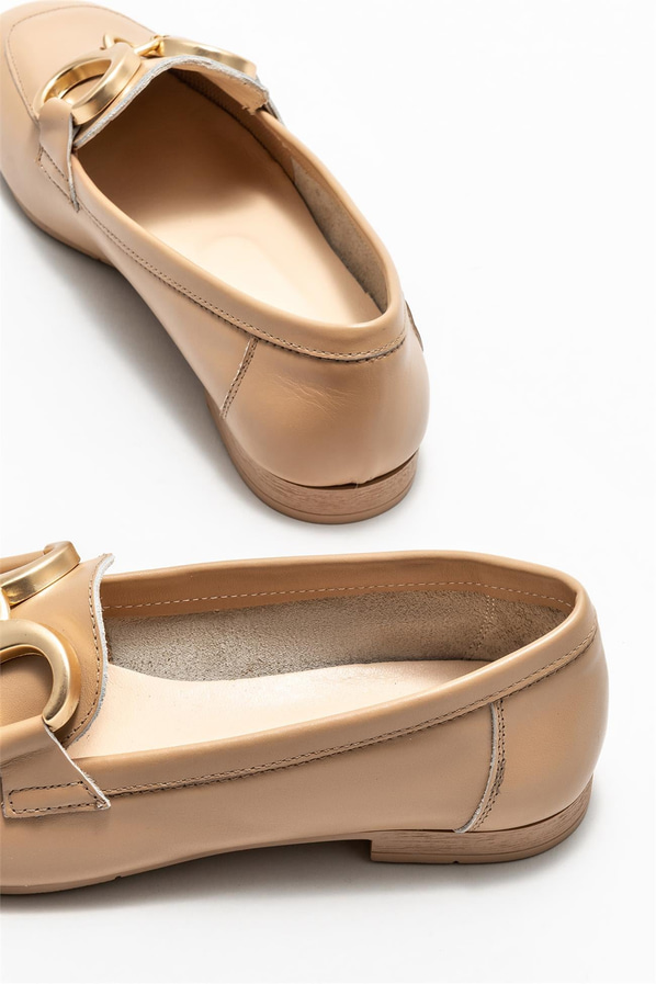 Naturel deri kadın loafer, klasik stil için - Elle Shoes