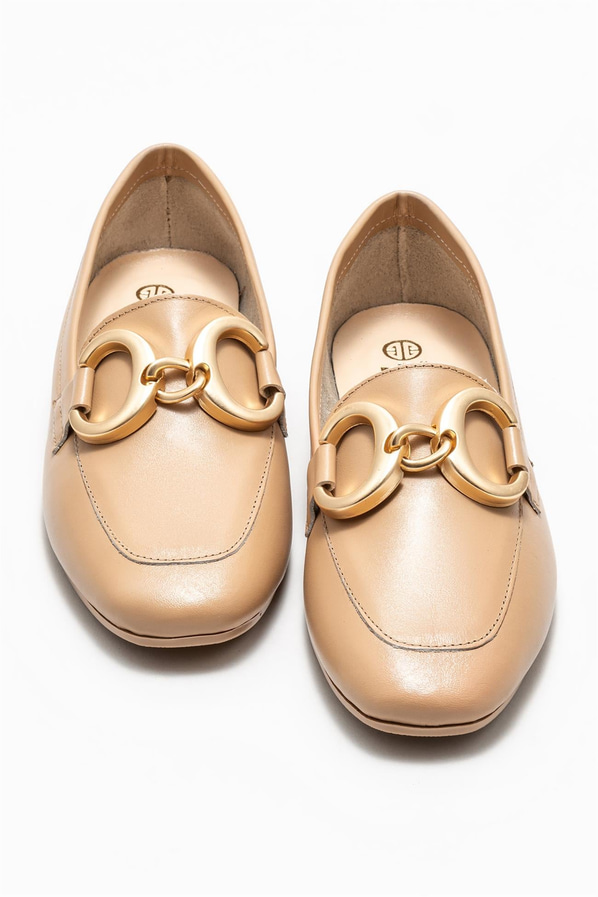 Naturel deri kadın loafer, klasik stil için - Elle Shoes