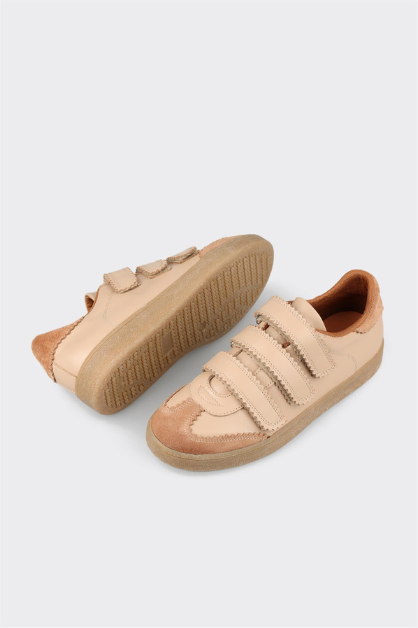 Naturel deri kadın sneaker, rahat kullanım için - Elle Shoes