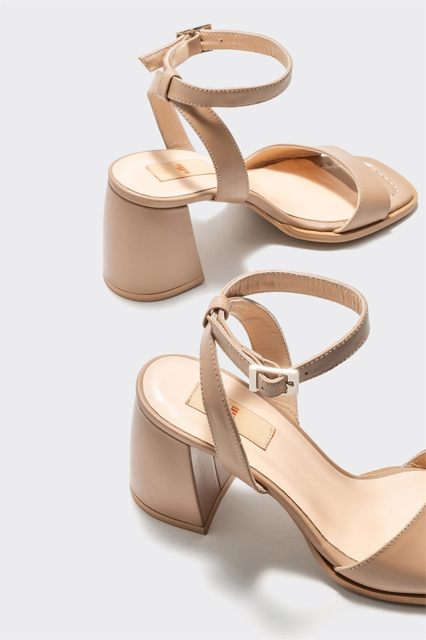 Naturel deri topuklu kadın sandalet - Elle Shoes