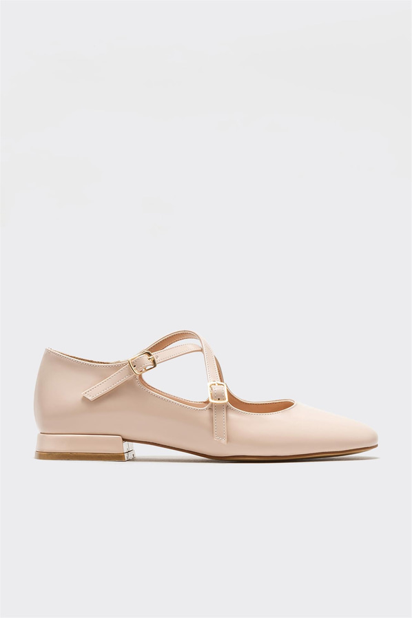 Naturel kadın düz ayakkabı, günlük kullanım için - Elle Shoes