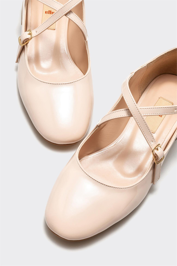 Naturel kadın düz ayakkabı, günlük kullanım için - Elle Shoes
