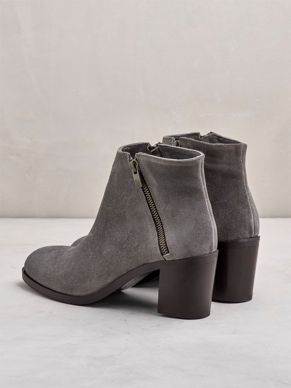 NEEFF BAYAN BOT VIZON