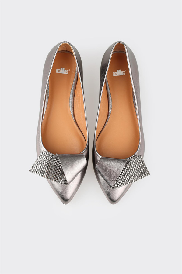 Platin deri kadın babet, günlük kullanım için - Elle Shoes