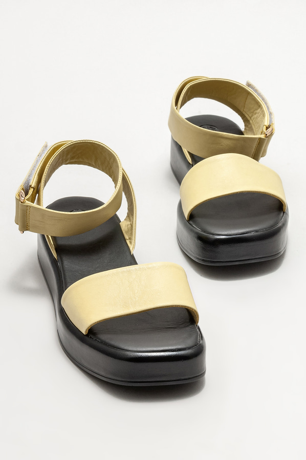 Sarı deri dolgu topuklu kadın sandalet - Elle Shoes