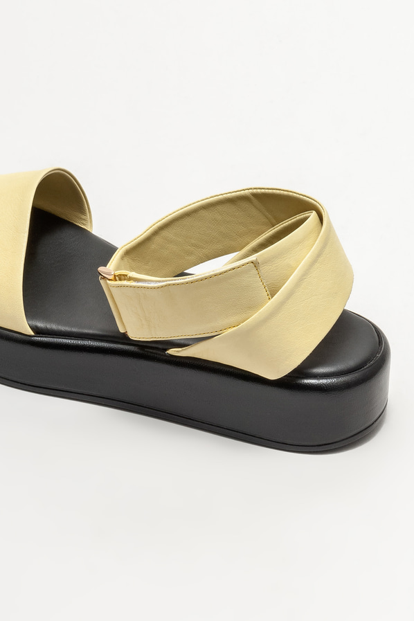 Sarı deri dolgu topuklu kadın sandalet - Elle Shoes