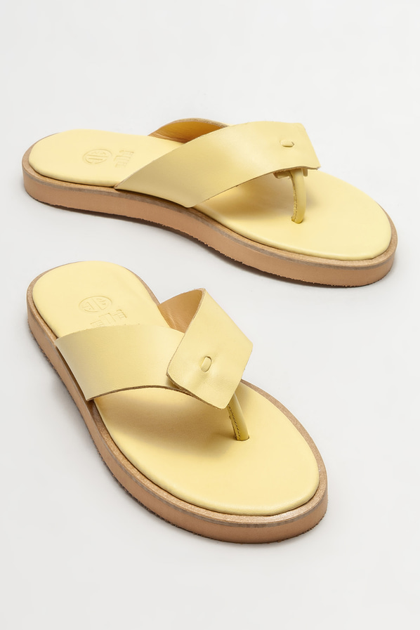 Sarı deri kadın terlik - Elle Shoes