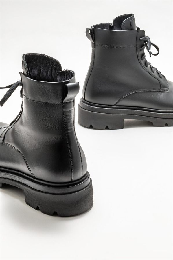 Siyah deri erkek günlük bot, rahat kullanım için - Elle Shoes