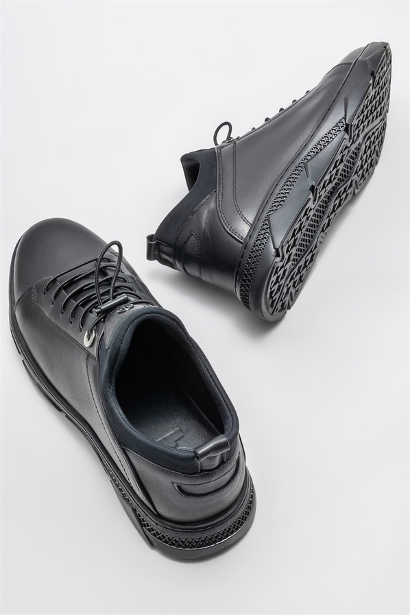 Siyah deri erkek günlük ayakkabı, günlük kullanım için - Elle Shoes