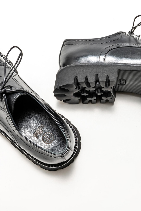 Siyah deri erkek günlük ayakkabı, günlük kullanım için - Elle Shoes