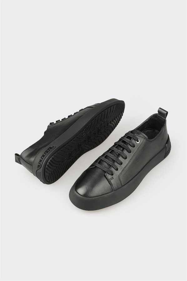 Siyah Deri Erkek Günlük Ayakkabı