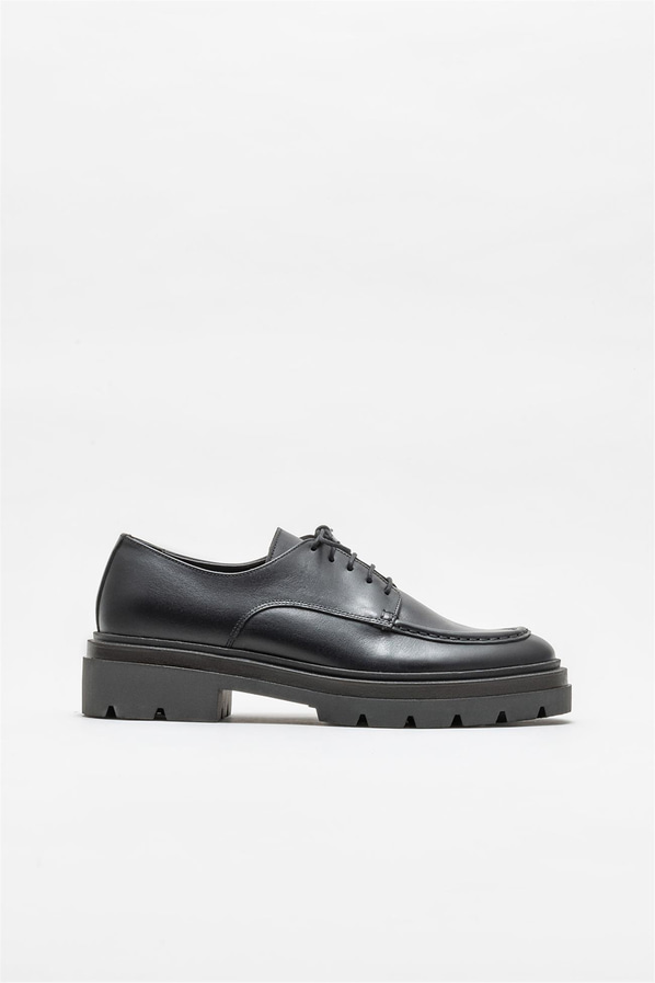 Siyah Deri Erkek Günlük Ayakkabı