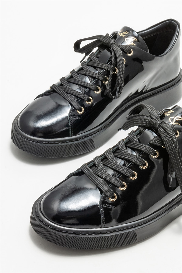 Siyah deri erkek günlük ayakkabı, günlük kullanım için - Elle Shoes