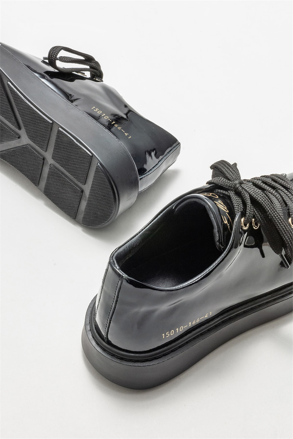 Siyah deri erkek günlük ayakkabı, günlük kullanım için - Elle Shoes