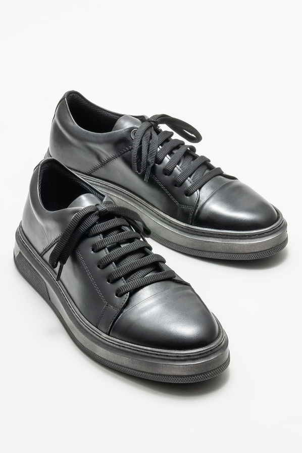 Siyah deri erkek günlük ayakkabı, günlük kullanım için - Elle Shoes