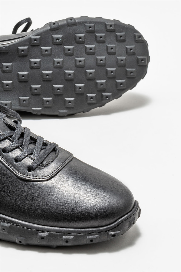 Siyah deri erkek günlük ayakkabı, günlük kullanım için - Elle Shoes